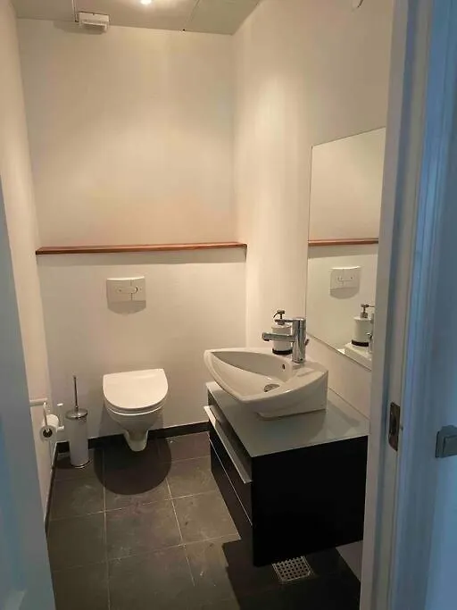 Apartment 7 Bedroom - Free Parking Aalborg
